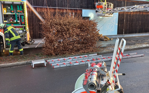 FW-BN: Mehrere Brände und Brandmeldungen im Stadtgebiet Bonn fordern Feuerwehr und Rettungsdienst - Foto: presseportal.de