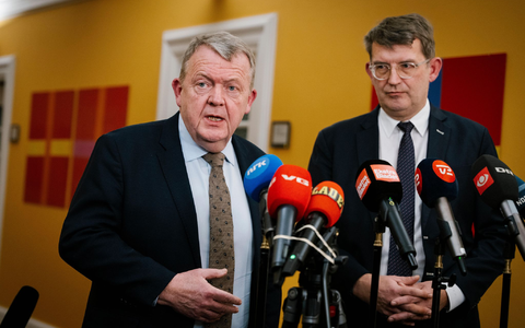 Dänemarks Außenminister Lars Løkke Rasmussen (links) will dafür sorgen, dass Trumps Annexionsfantasien nicht Wirklichkeit werden. - Foto: Emil Nicolai Helms/Ritzau Scanpix Foto/AP/dpa