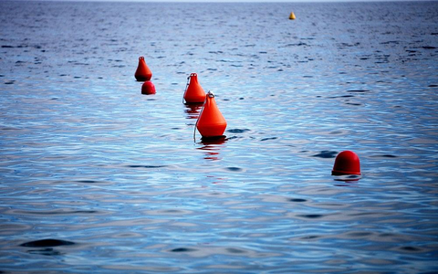Bojen im Meer (Archiv) - Foto: via dts Nachrichtenagentur Bojen im Meer (Archiv) - Foto: via dts Nachrichtenagentur