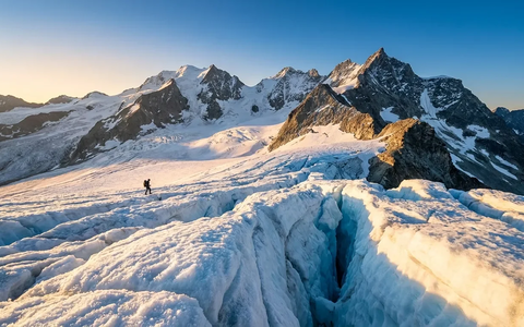 Paolo Cognetti zeigt Gletscher-Doku „Fiore mio“ in Bludenz - Foto: über boerse-global.de