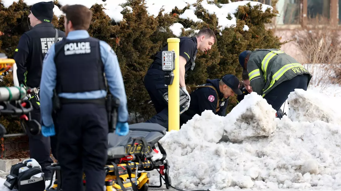 Frau stirbt nach Schüssen eines ICE-Beamten in Minneapolis - Bild: Ellen Schmidt/MinnPost/AP/dpa