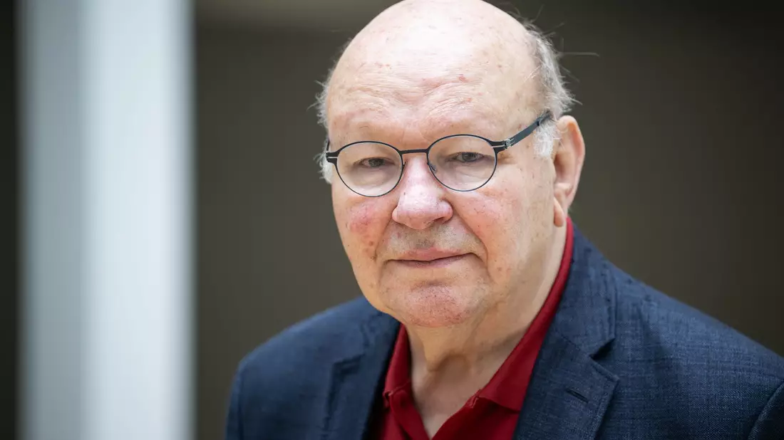 Berlins ehemaliger Regierender Bürgermeister Walter Momper (SPD) übt Kritik an seinem Amtsnachfolger Kai Wegner (CDU). - Bild: Hannes P. Albert/dpa