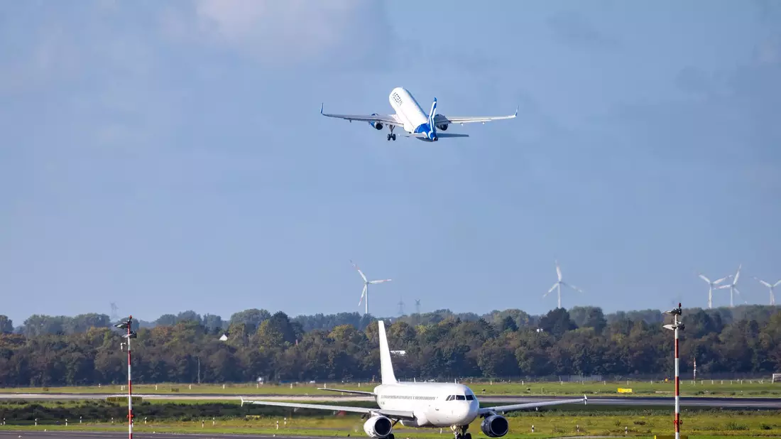 Nur ein Teil der Ausreisen von Menschen ohne gültigen Aufenthaltstitel wird mit staatlichen Mitteln gefördert. (Symbolbild) - Bild: Thomas Banneyer/dpa