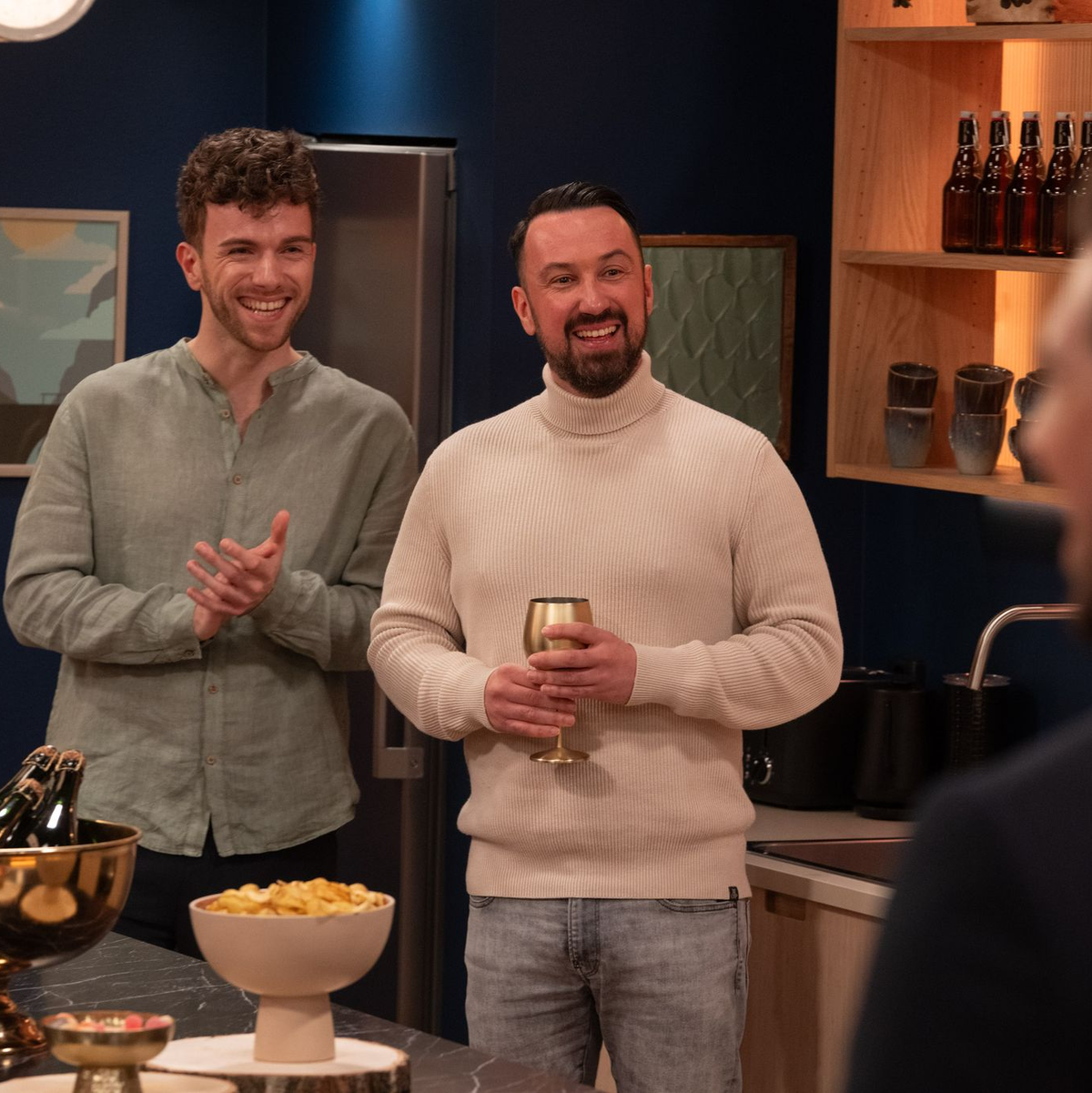 Die neue Staffel von «Love is Blind Germany» startet auf Netflix. - Foto: Paul Hepper/Netflix/dpa