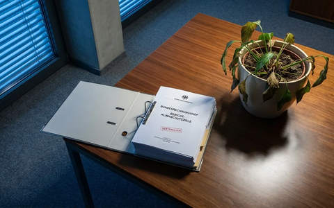 Rechnungshof prangert Milliarden-Verschwendung an - Foto: über boerse-global.de