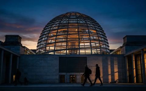 Koalition am Scheideweg: Union drängt auf vorgezogene Steuersenkungen - Foto: über boerse-global.de