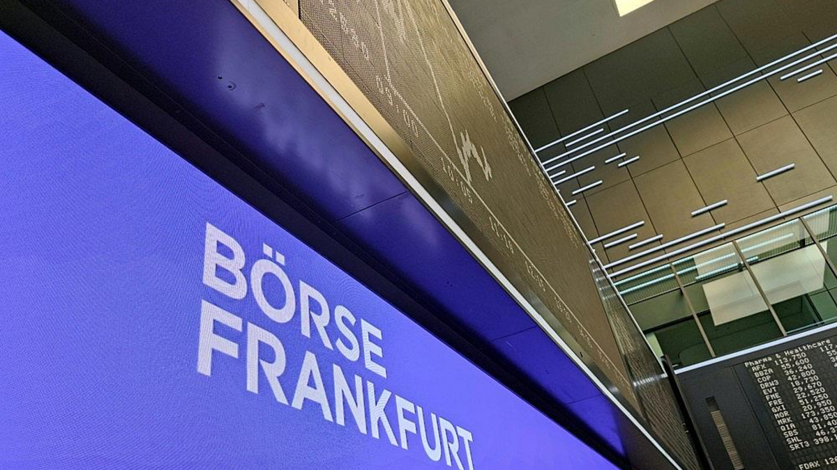 Anzeigetafel in der Frankfurter Börse - Foto: via dts Nachrichtenagentur
