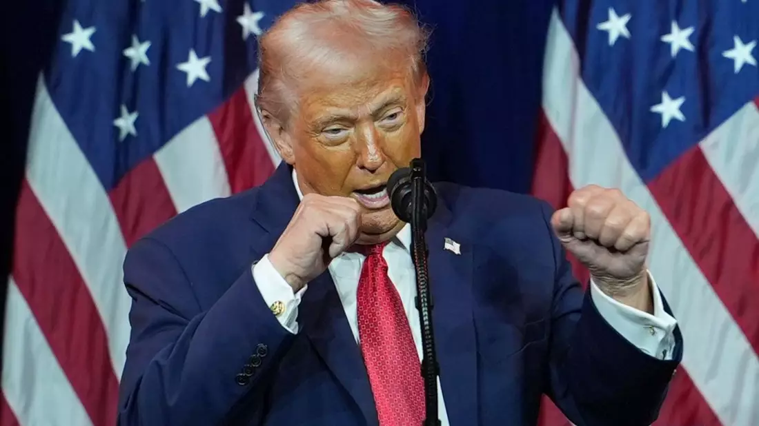 US-Präsident Trump meldet Ansprüche auf Venezuelas Öl an. (Archivbild) - Bild: Evan Vucci/AP/dpa
