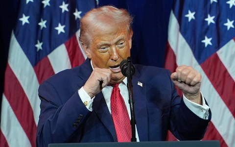 US-Präsident Trump meldet Ansprüche auf Venezuelas Öl an. (Archivbild) - Foto: Evan Vucci/AP/dpa