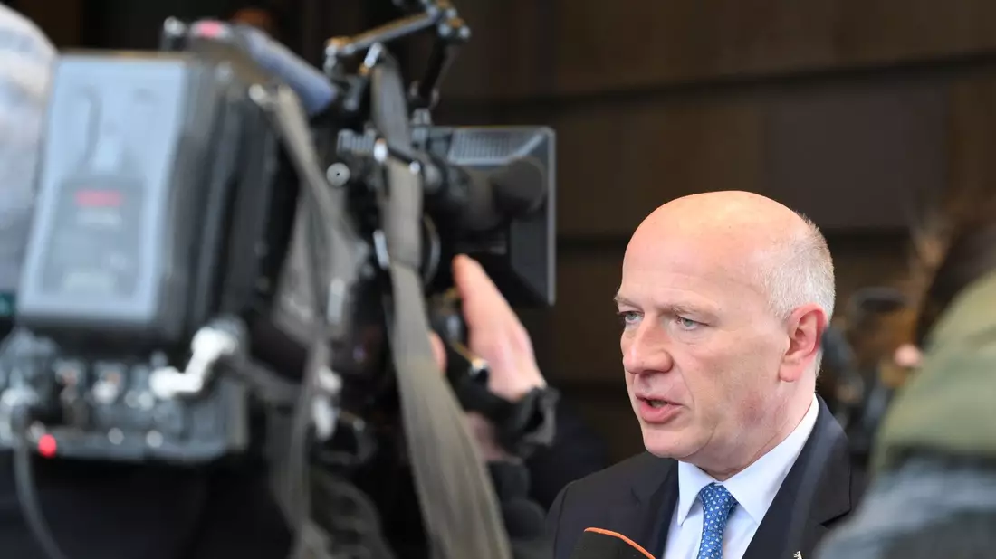 Berlins Regierungschef Wegner steht in der Kritik. - Bild: Jens Kalaene/dpa