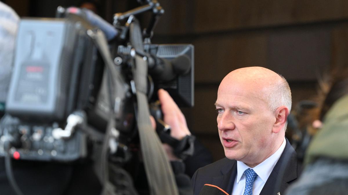 Berlins Regierungschef Wegner steht in der Kritik. - Foto: Jens Kalaene/dpa