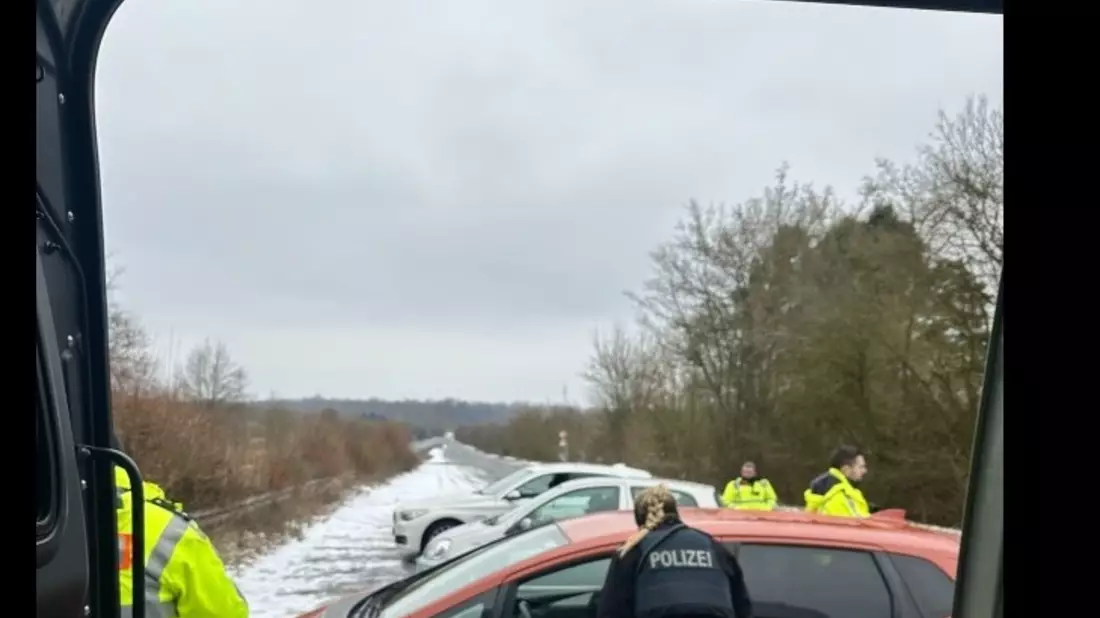 POL-OF: Trotz widriger Witterungsverhältnisse: 74 Verkehrsteilnehmende zu schnell unterwegs - Bild: presseportal.de