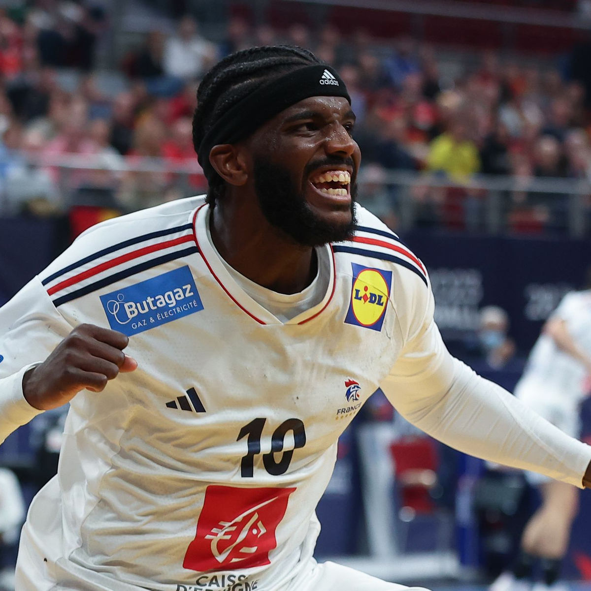 Der französische Handball-Nationalspieler Dika Mem spielt bald für Berlin. (Archivbild) - Foto: Jan Woitas/dpa