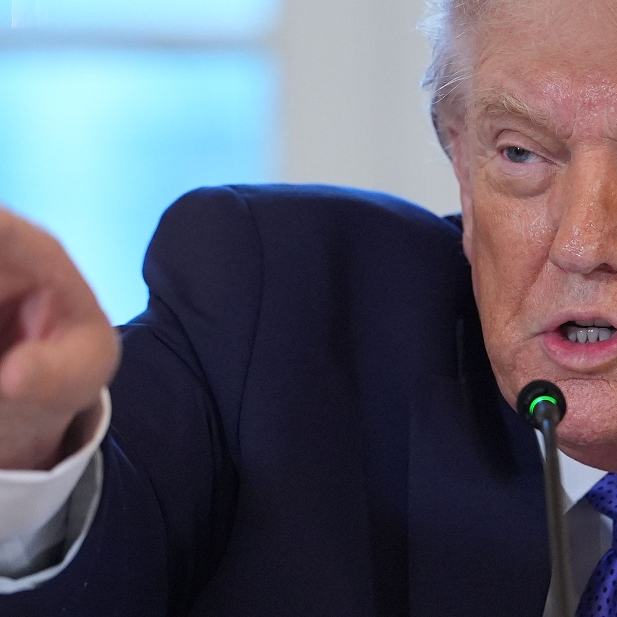 US-Präsident Trump hat den Teilnehmern der Massenproteste gegen die Staatsführung im Iran Unterstützung zugesichert. (Archivbild)  - Foto: Evan Vucci/AP/dpa