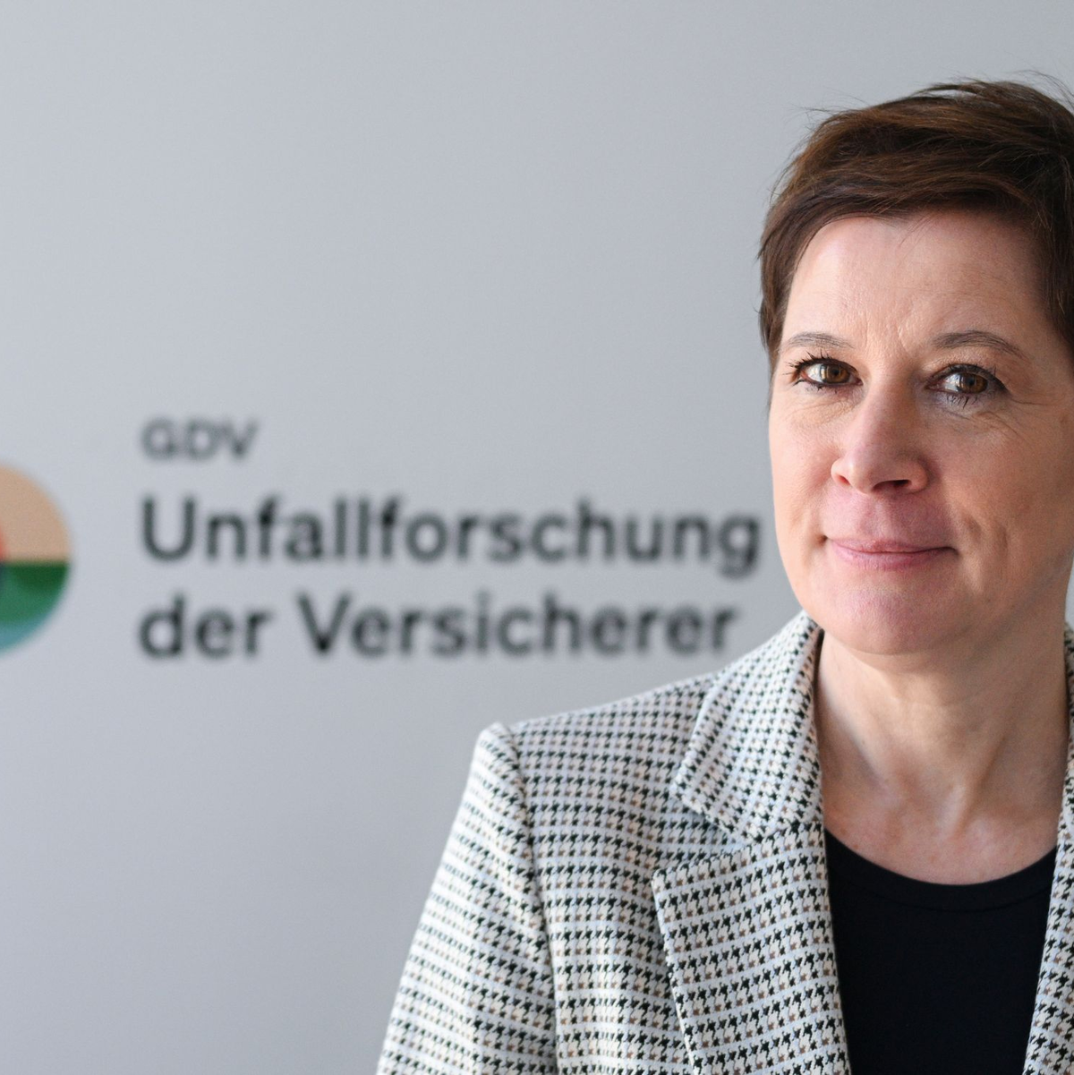 Verkehrssicherheitsexpertin Kirstin Zeidler wünscht sich mehr Aufmerksamkeit für das Risiko durch Dooringunfälle. (Archivfoto)  - Foto: Jens Kalaene/dpa