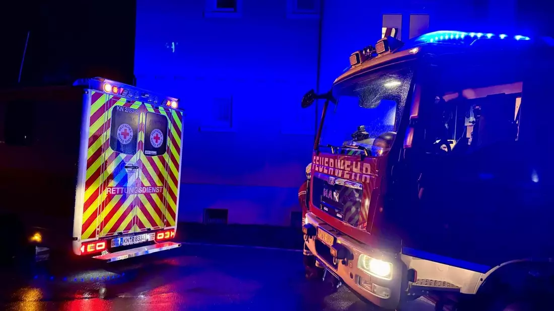 FW Reichenau: Nottüröffnung - Person gerettet, Reichenau-Lindenbühl, 10.01.2026 - Bild: presseportal.de