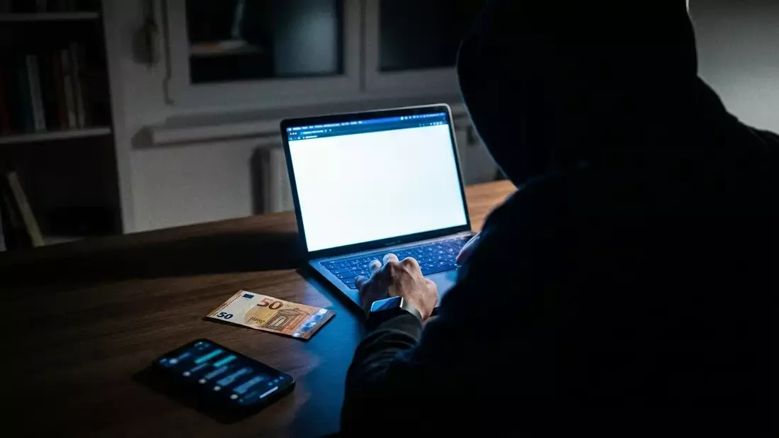 KI-gesteuerte Geldwäscher bedrohen Online-Banking - Bild: über boerse-global.de