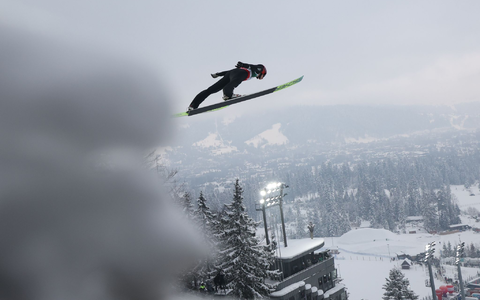 Karl Geiger steckt derzeit in der Krise. - Foto: Grzegorz Momot/PAP/dpa