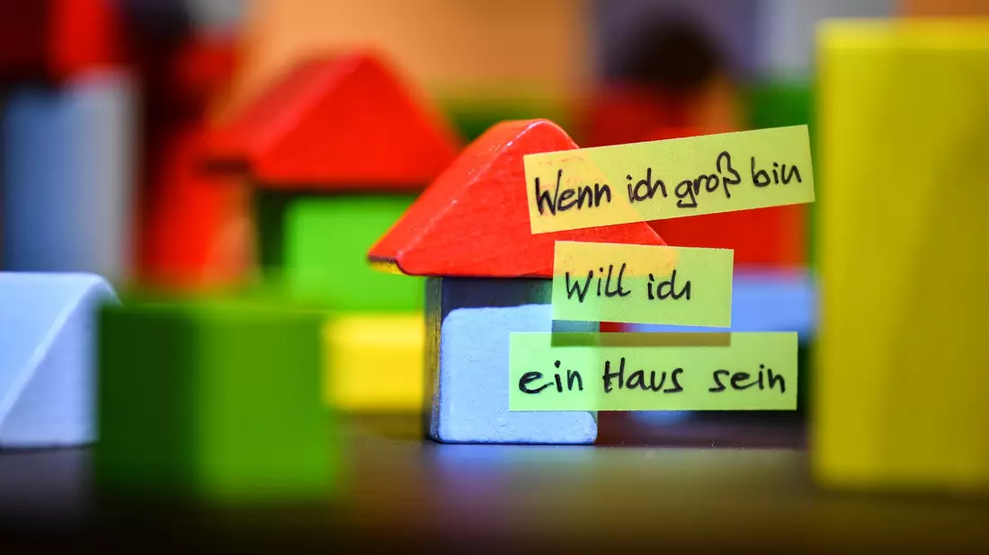 Nach der Renaissance des Bausparvertrags normalisiert sich das Geschäft mit dem Finanzprodukt wieder. (Symbolbild) - Bild: picture alliance / Felix Kästle/dpa