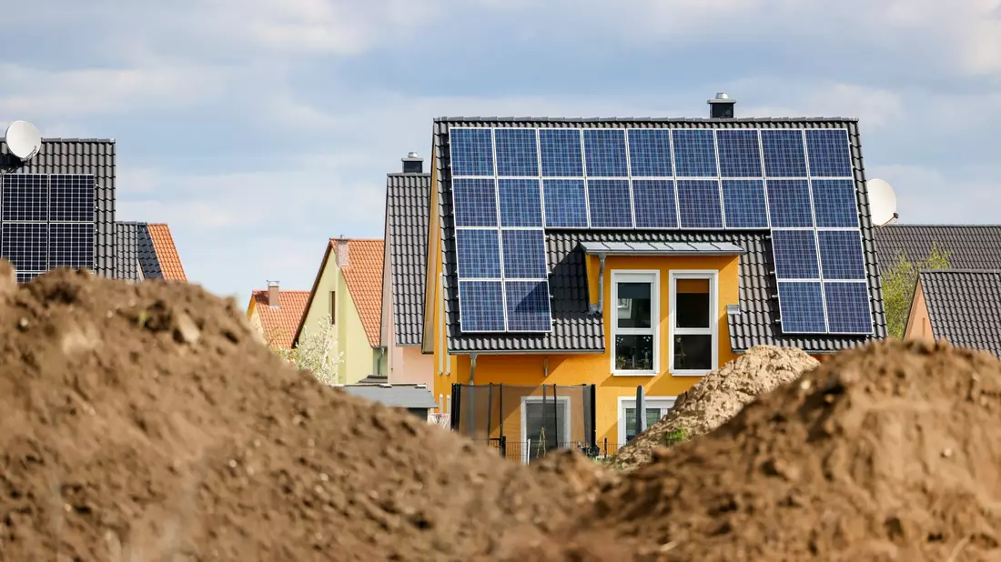 Die Niedrigzinspolitik der Zentralbank nach der Finanzkrise hatte das Geschäft der Bausparkassen jahrelang unter Druck gesetzt. (Symbolbild) - Bild: Jan Woitas/dpa-Zentralbild/ZB