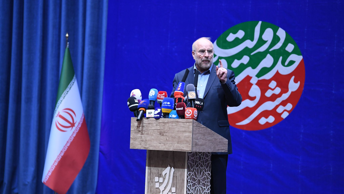 Der Sprecher des iranischen Parlaments spricht Israel und den USA eine deutliche Warnung aus. (Archivbild)  - Foto: Shadati/XinHua/dpa