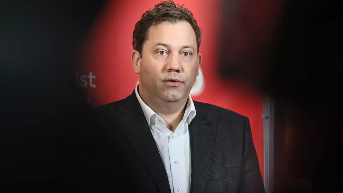 Klingbeil reist zu einem Finanzminister-Treffen. (Archivbild) - Bild: Britta Pedersen/dpa