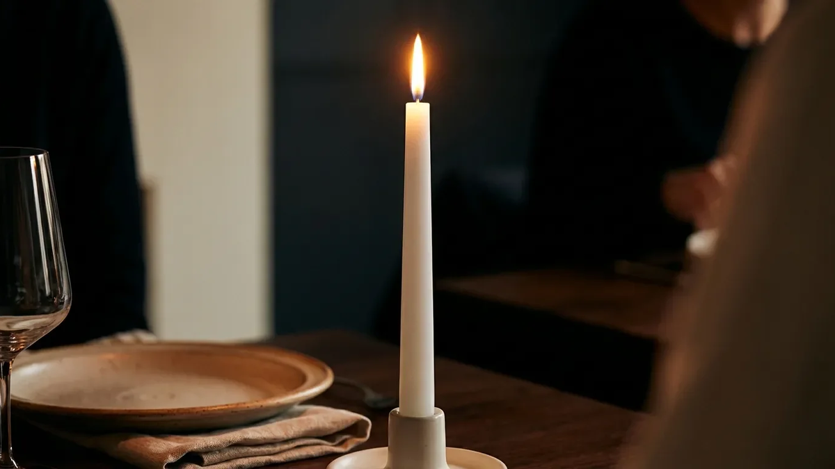 Kerzenschein wird 2026 zur Verdauungshilfe - Foto: über boerse-global.de