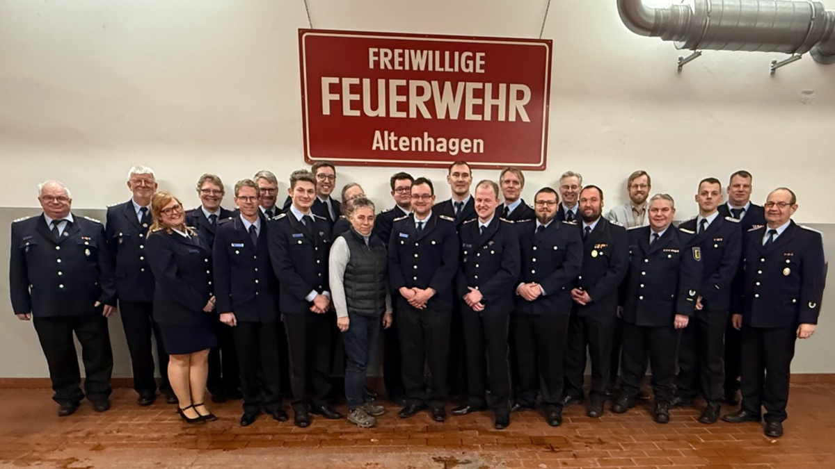 FW Celle: Jahreshauptversammlung der Ortsfeuerwehr Altenhagen - Neue Wehrführung gewählt - Foto: presseportal.de