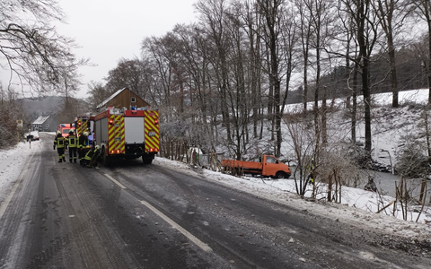 FW-EN: Verkehrsunfall und Tierrettung - Foto: presseportal.de
