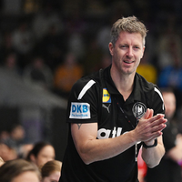 Markus Gaugisch bleibt Bundestrainer der deutschen Handballerinnen. (Archivbild) - Foto: Marijan Murat/dpa