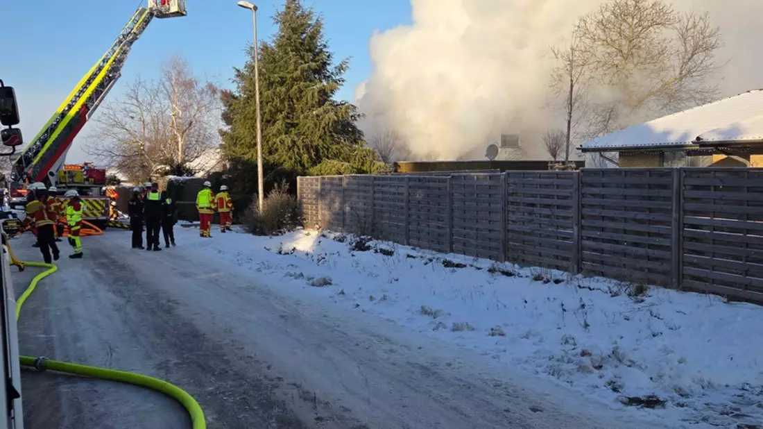 FW Minden: Todesopfer bei Brand eines Wohnhauses in Minden - Bild: presseportal.de