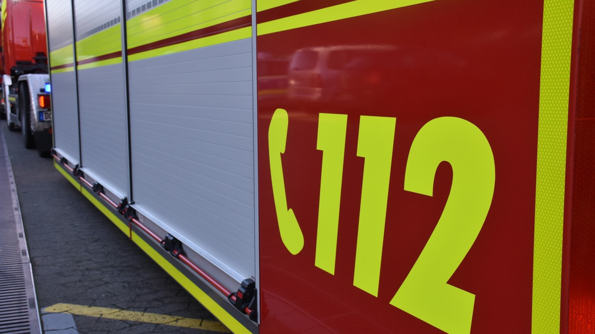 FW-DO: Feuer in Kinderwohngruppe - zwei Personen mit Verdacht auf Rauchgasvergiftung in Krankenhaus transportiert - Foto: presseportal.de