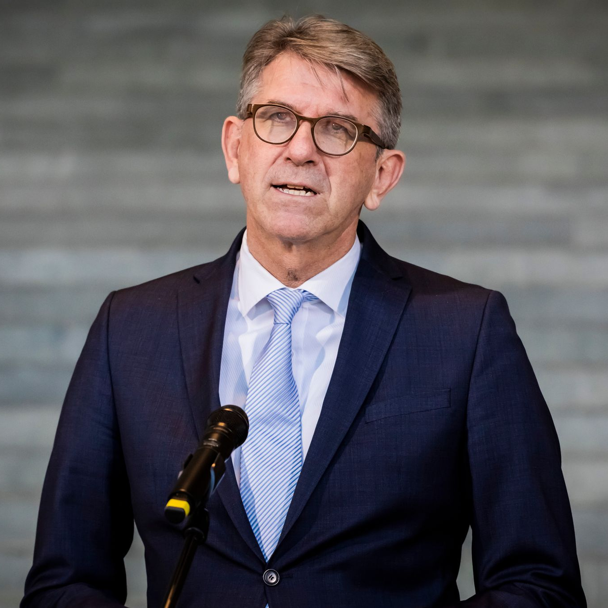 Kulturstaatsminister Wolfram Weimer gibt sich überzeugt von der Qualität des deutschen Films. (Archivbild) - Foto: Christoph Soeder/dpa