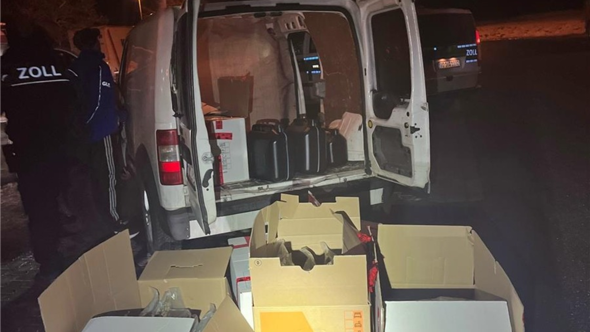 POL-SO: Großer Drogenfund auf der A44 - Zwei Tatverdächtige in Untersuchungshaft - Foto: presseportal.de