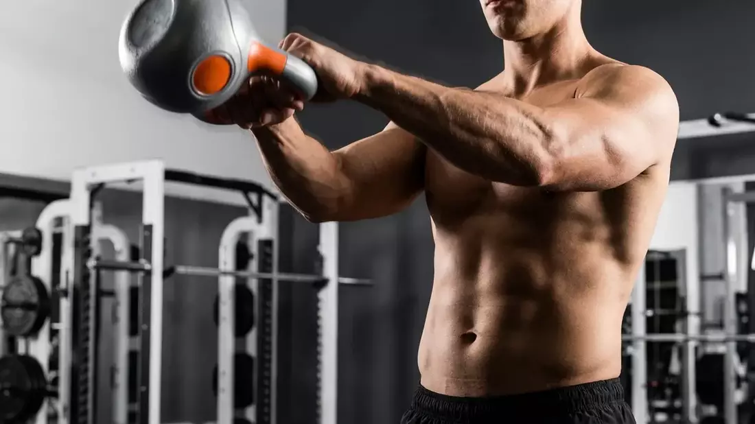 Funktionelle Übungsketten dominieren die Fitness-Trends 2026 - Bild: über boerse-global.de