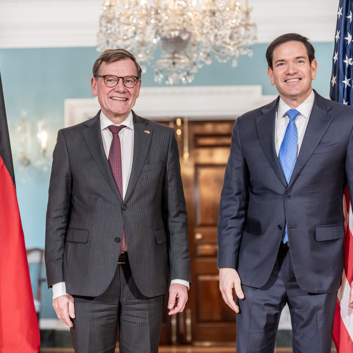 Außenminister Johann Wadephul sieht für Irans Führung keine Legitimation mehr. - Foto: Michael Kappeler/dpa