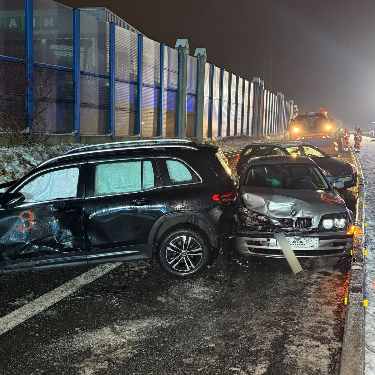 In Lichtenfels in Bayern kam es zu einer Massenkarambolage. - Foto: News5/Ferdinand Merzbach/NEWS5/dpa