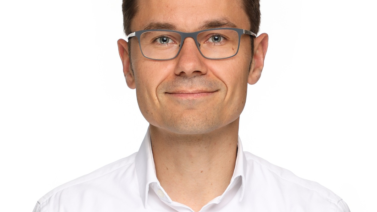 Konstantin Schaller neuer Energie-Partner bei Simon-Kucher: 