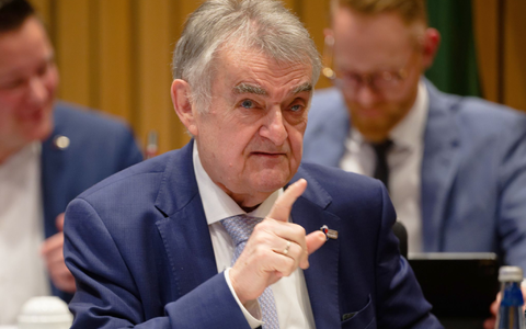 Der Anspruch der Ermittler sei: «Das Ding klären wir auf», sagt NRW-Innenminister Herbert Reul (CDU). - Foto: Henning Kaiser/dpa