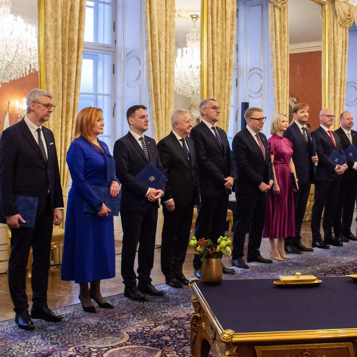 Die Verfassung sieht vor, dass jedes neue Kabinett innerhalb von 30 Tagen nach seiner Ernennung die Vertrauensfrage stellen muss. (Archivbild) - Foto: Barbora Vizváryová/TASR/dpa