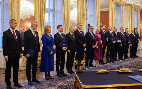 Die Verfassung sieht vor, dass jedes neue Kabinett innerhalb von 30 Tagen nach seiner Ernennung die Vertrauensfrage stellen muss. (Archivbild) - Foto: Barbora Vizváryová/TASR/dpa