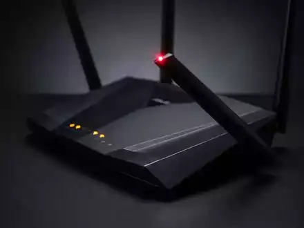 Broadcom-Chip: Ein Paket legt WLAN-Router lahm - Foto: über boerse-global.de