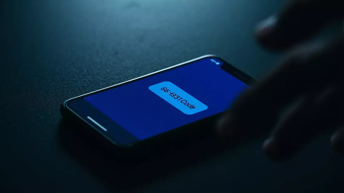 WhatsApp: Neue Betrugsmasche kapert Konten per SMS Illustration mit AI erstellt übermittelt durch boerse-global.de