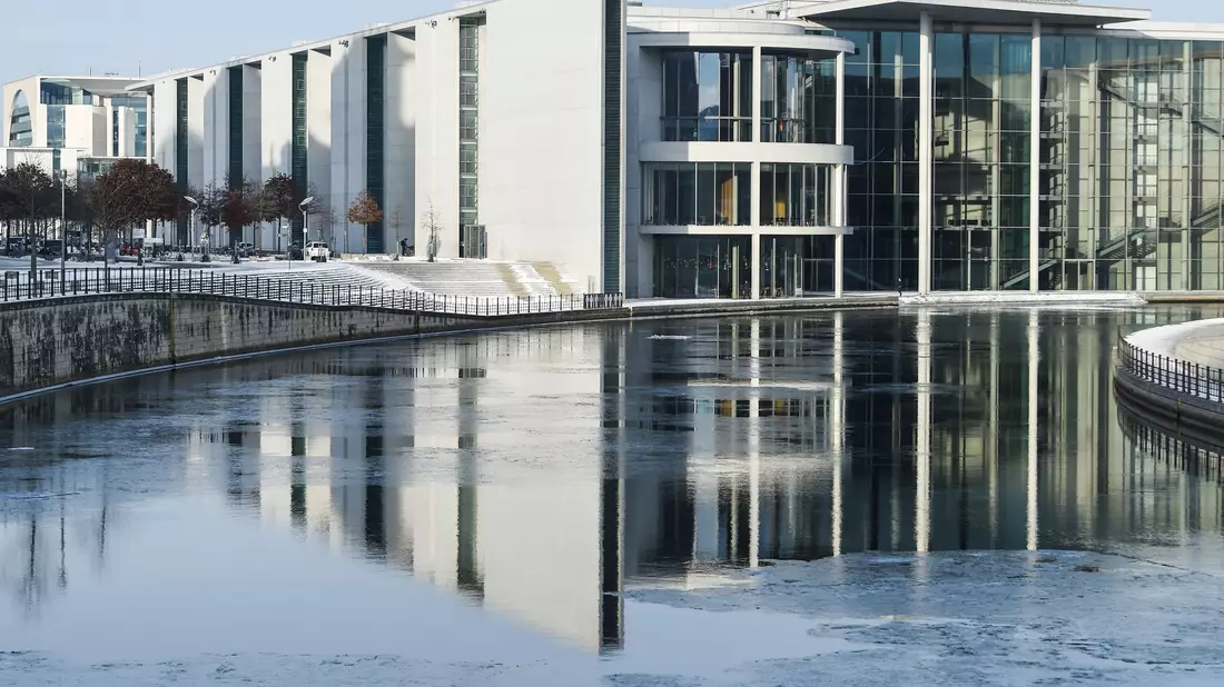 Ort der Anhörung zu Cannabis ist das Paul-Löbe-Haus des Bundestags. (Archivfoto) - Bild: Kira Hofmann/dpa-Zentralbild/dpa