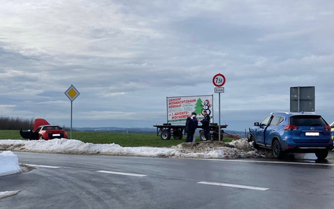POL-GM: Unfall im Kreuzungsbereich mit drei Leichtverletzten - Foto: presseportal.de