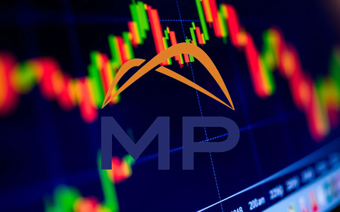 Diverging Signals: MP Materials Stock Soars on Analyst Praise as CEO Cashes In - Foto: über boerse-global.de