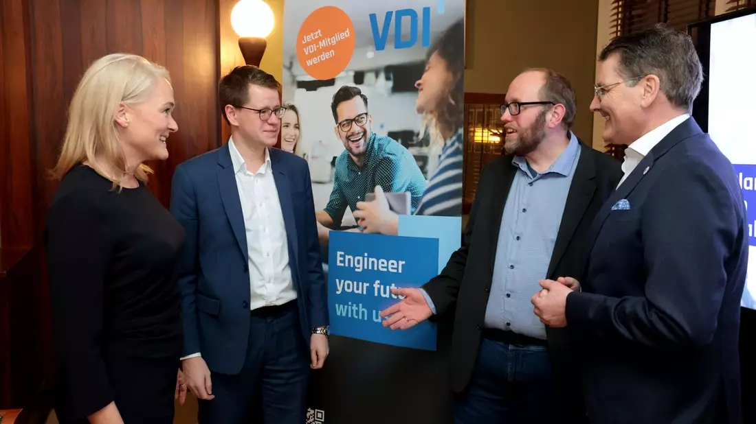 Dialog als Geschwindigkeits-Booster für Deutschland: Frühe Öffentlichkeitsbeteiligung als Schlüssel für Investitionen - Bild: presseportal.de