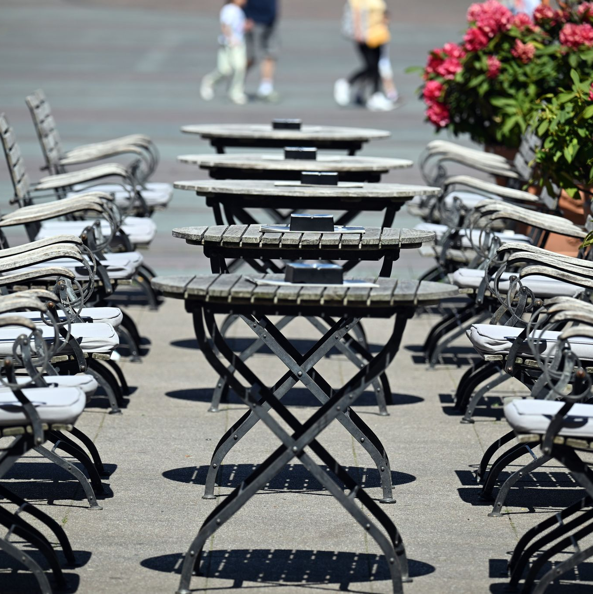 In der Gastronomie wird deutlich weniger Bier getrunken. (Symbolbild) - Foto: Federico Gambarini/dpa