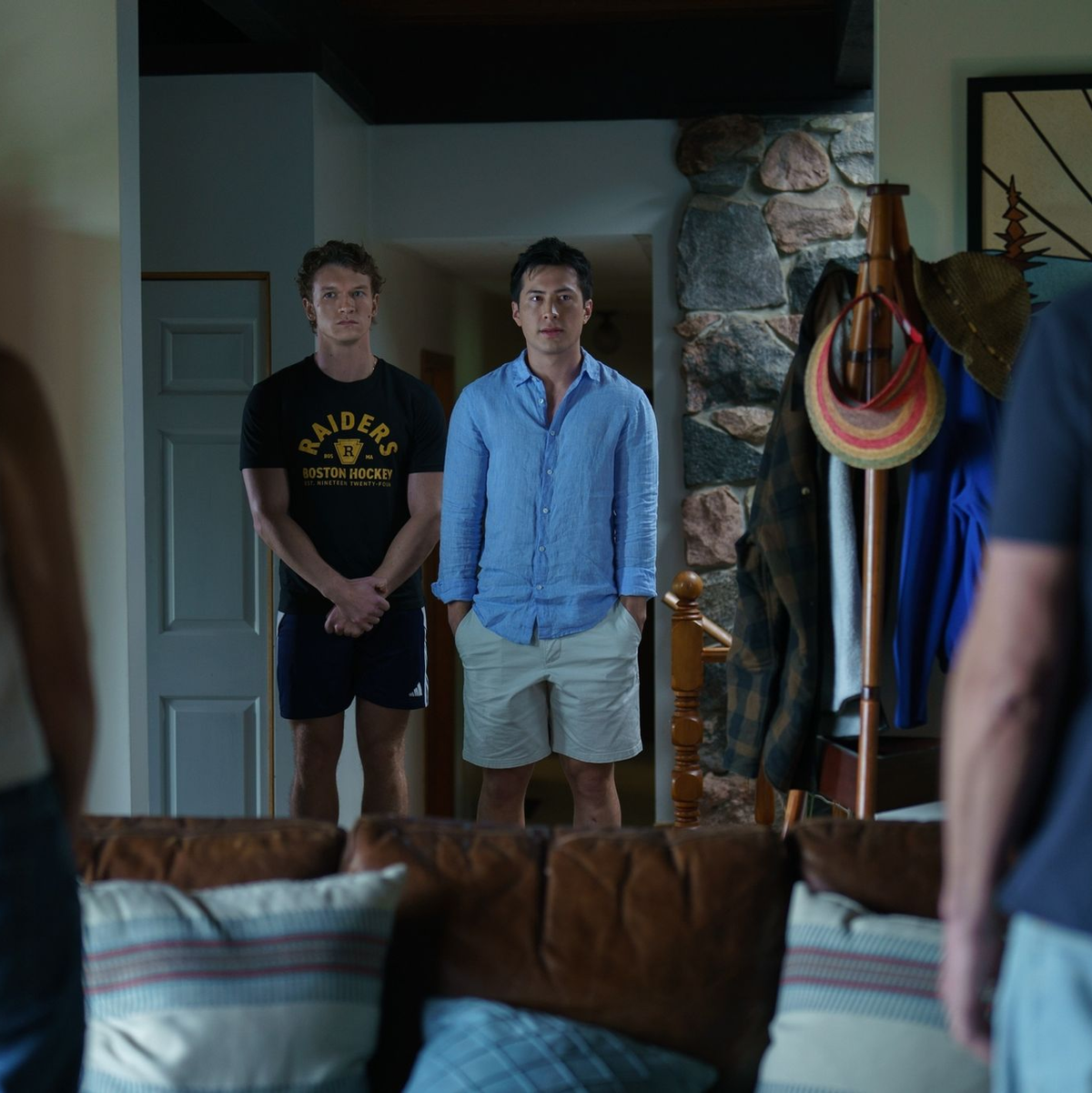 Connor Storrie als Ilya Rozanov und Hudson Williams als Shane Hollander in der ersten Folge der sechsteiligen Serie «Heated Rivalry». - Foto: Sabrina Lantos/HBO Max/dpa