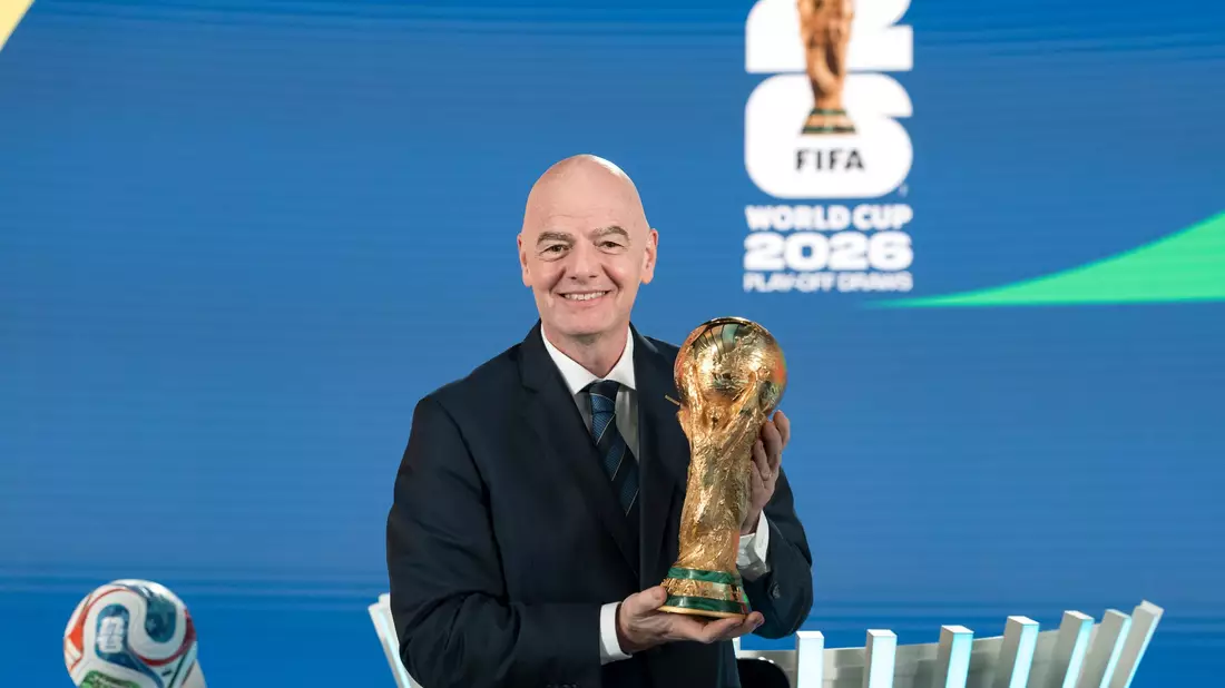 Gianni Infantino zeigt sich glücklich über die Zahl der Ticketanfragen für die WM. (Archivbild) - Bild: Claudio Thoma/KEYSTONE/dpa